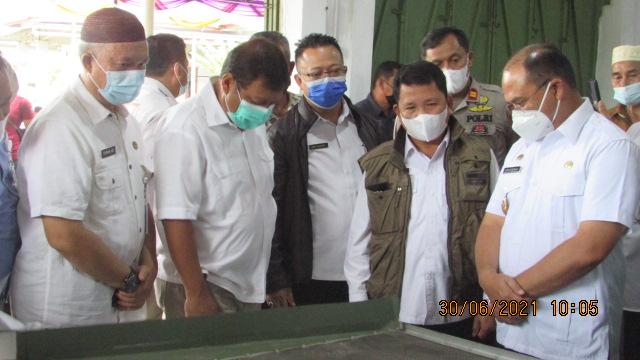 Penyerahan Bantuan Alat Sortir Lada Oleh Gubernur Babel 
