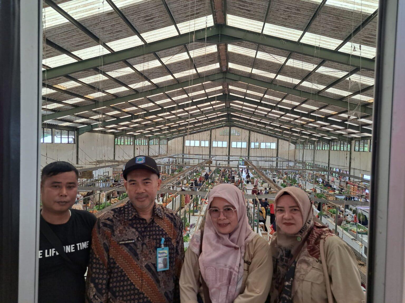 Hasil Pemantauan Tim JFT Ahli Madya Disperindag Provinsi Babel, Harga Beras di Pasar Moderen Koba Kab. Bateng Mengalami Kenaikan