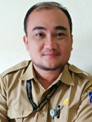 MENILIK KINERJA EKSPORTIR TIMAH PLAT MERAH VS SWASTA