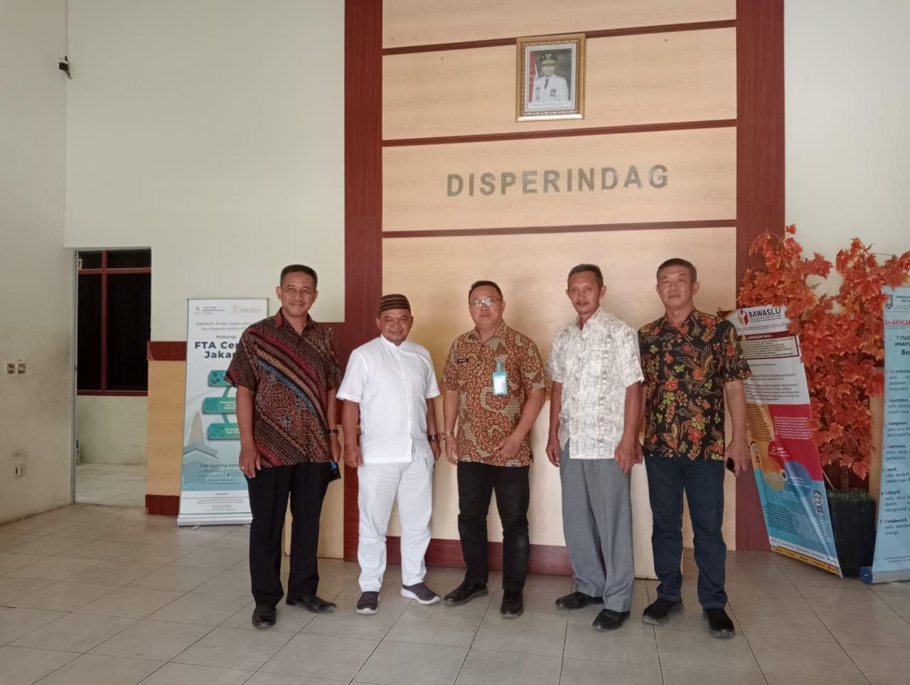Komisi II DPRD Kabupaten Bateng Sambangi Disperindag Provinsi Babel. Bahas Kebijakan Pembangunan Industri dan Perdagangan  