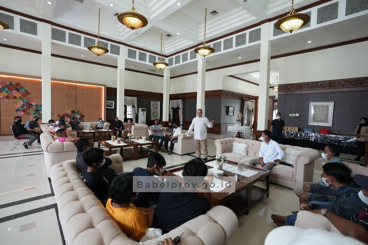 Izin Perusahaan Dicabut, Para Nelayan Dukung Kebijakan Gubernur Erzaldi. 