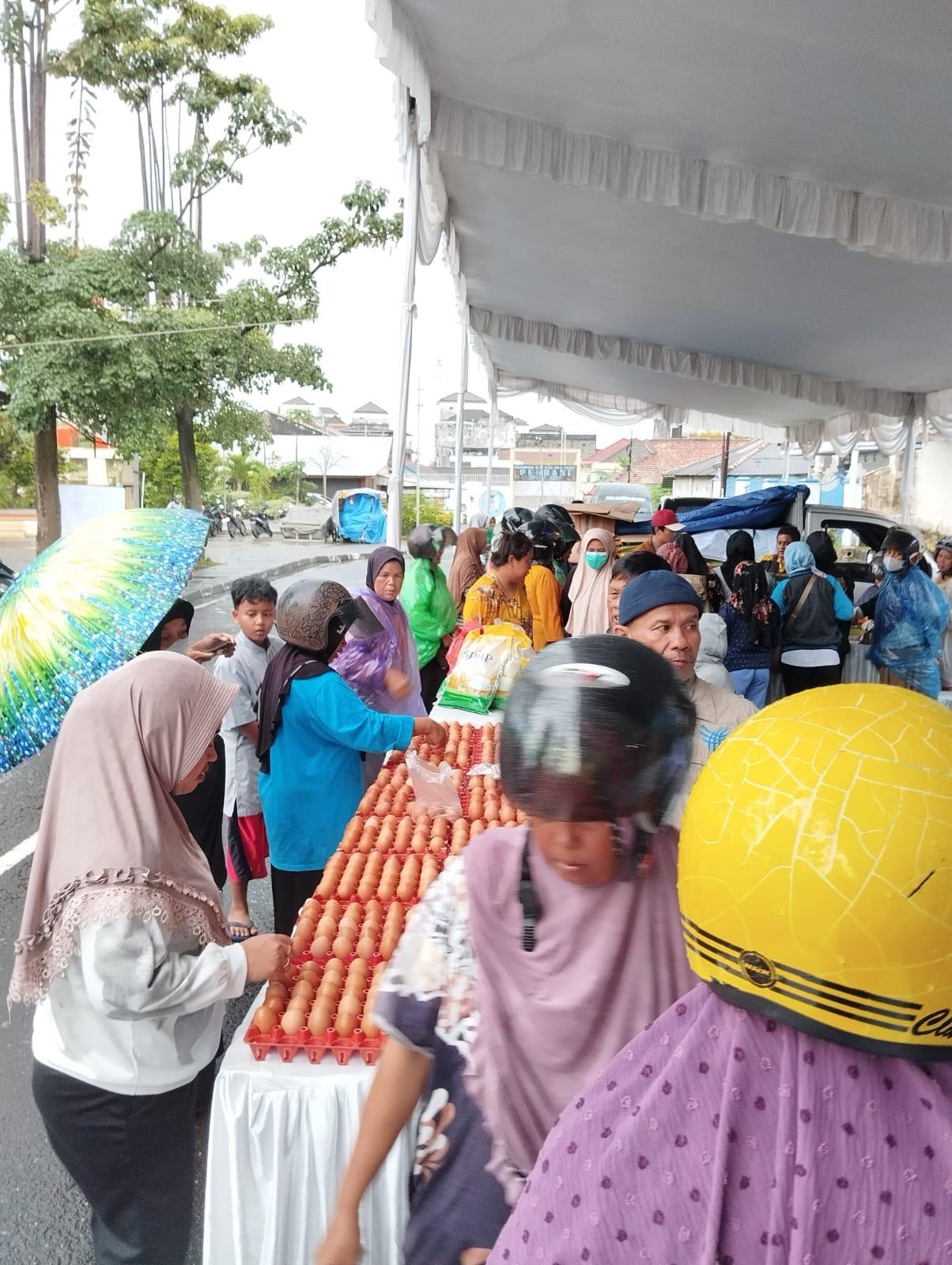Stabilkan Harga Di Bulan Ramadhan 1446 H. Disperindag Babel Dan BI, Gelar Pasar Murah Di Sungaliat