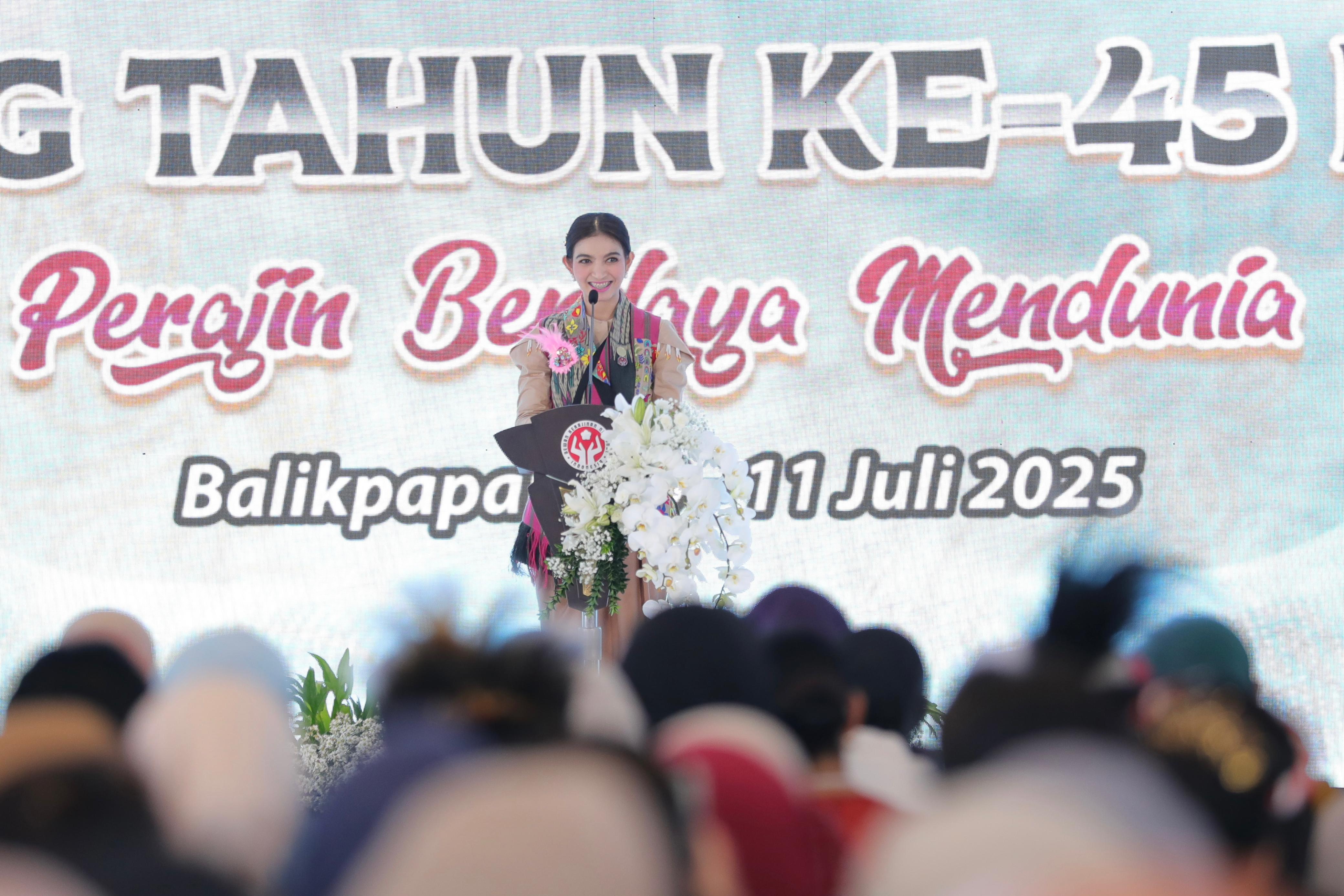 Usai Hadiri HKG ke-53 di Samarinda, Ketua Dekranasda Babel Lanjutkan Agenda ke Balikpapan untuk Peringatan HUT Dekranas ke-45