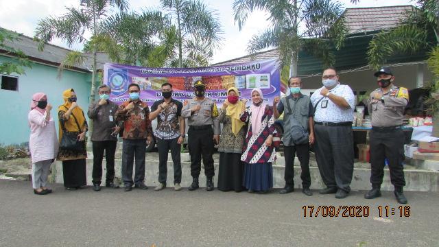 Kapolsek Payung dan Kades Malik beri Apresiasi Operasi Pasar Disperindag Babel