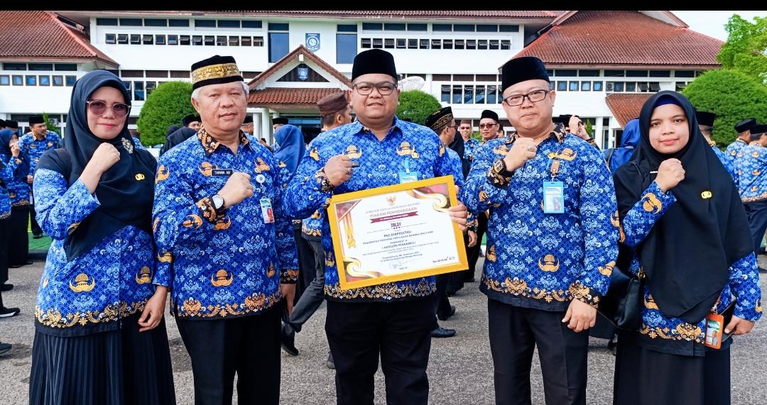HUT Korpri Ke 53. Pegawai Disperindag Babel Mendapatkan Penghargaan ASN Berprestasi Tahun 2024
