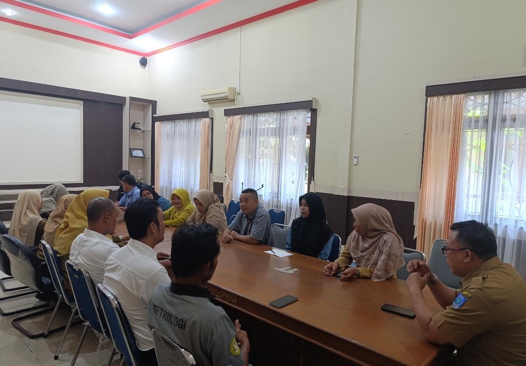 Disperindag Babel Gelar Rapat Partisipasi Lomba Carnaval Kendaraan Hias HUT RI 80.