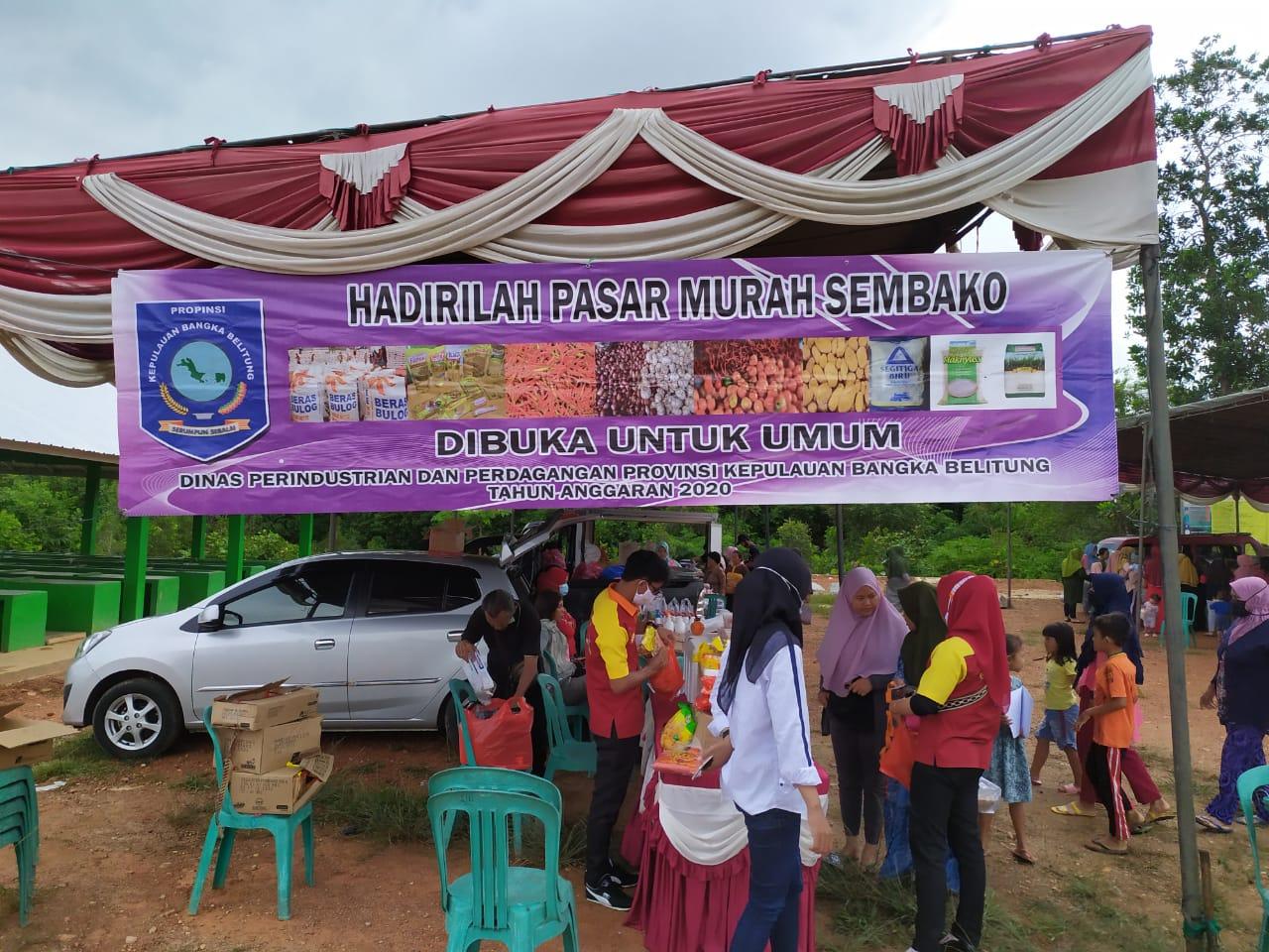 Di Penghujung Akhir 2020,  Disperindag Babel Gelar Pasar Murah di Desa Belilik